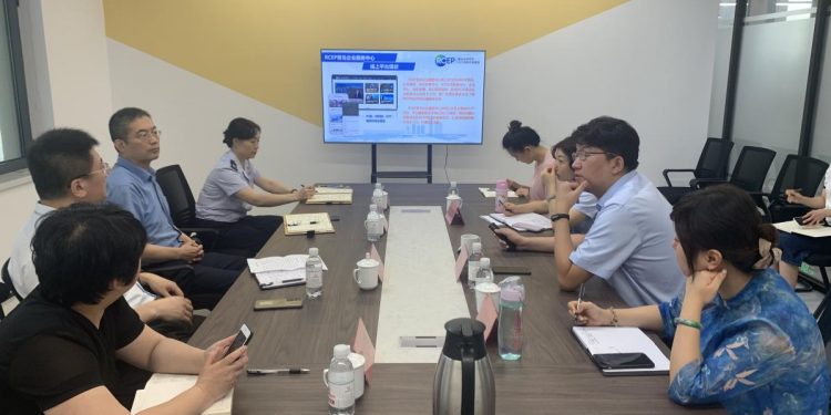 市北区税务局隋焕新局长一行赴RCEP青岛企业服务中心座谈交流