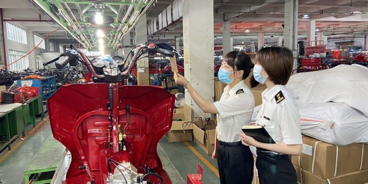 两路寸滩海关助力企业用足RCEP和AEO政策叠加红利