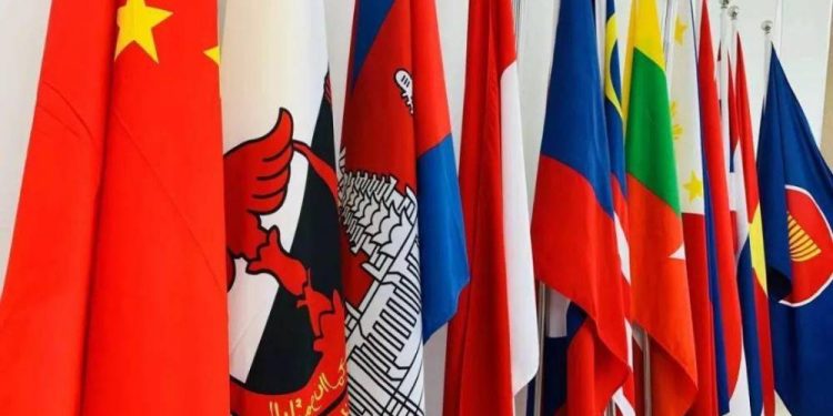 中国和东盟开启合作共赢新篇章